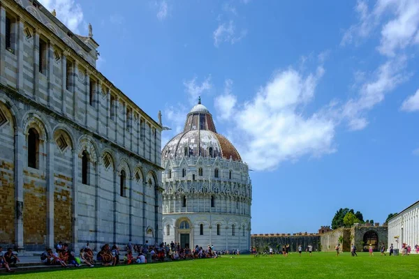 Kubbe Pisa Katedralin yanında, Toskana Pisa