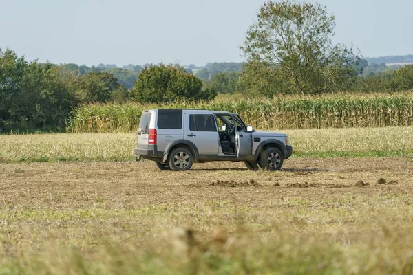 İngiliz sahasında Range Rover