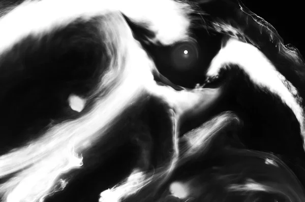 抽象墨迹背景 在水中移动液体颜料 混沌运动中的白色抽象形状 艺术创意手工插图 简约风格 — 图库照片