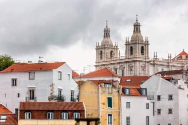 Alfama Lizbon çatılar görünümünü çeyrek dan miradouro de Santa Luzia.