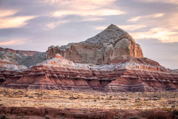 Mantarı alan kaya oluşumları Paria rimrocks, Utah, Amerika Birleşik Devletleri, hoodoos
