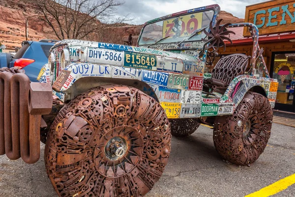 Moab Utah Usa Gennaio 2018 Jeep Ricoperta Targhe Costruita Con — Foto Stock