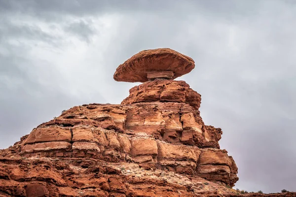 Mexican Hat rock formation in Utah, a balanced rock located in Southern Utah