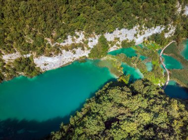 Birkaç şelaleler birinin en şaşırtıcı Plitvice Gölleri, Hırvatistan. Doğanın gerçekten bakire ve harika bir parça.