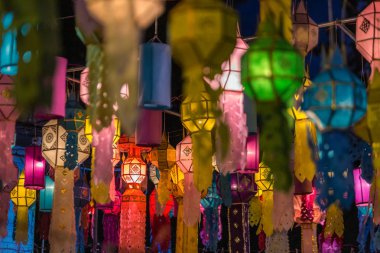 Loi Krathong fenerler