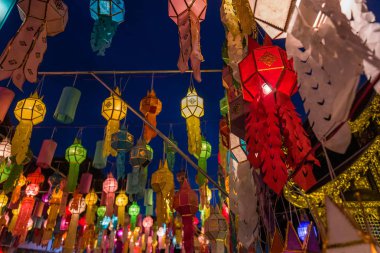 Loi Krathong fenerler