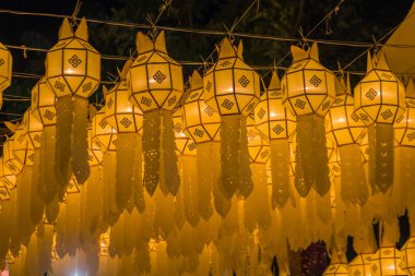 Loi Krathong fenerler