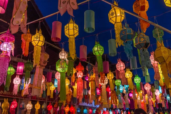 Loi Krathong lámpák — Stock Fotó