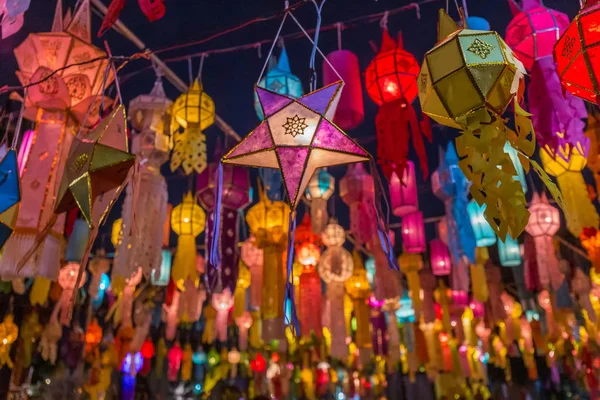 Loi Krathong lámpák — Stock Fotó