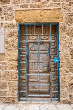 Tel Aviv kapı ve pencereler
