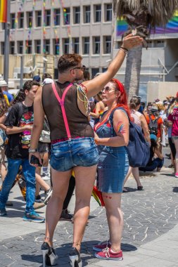 Gurur geçit tel Aviv