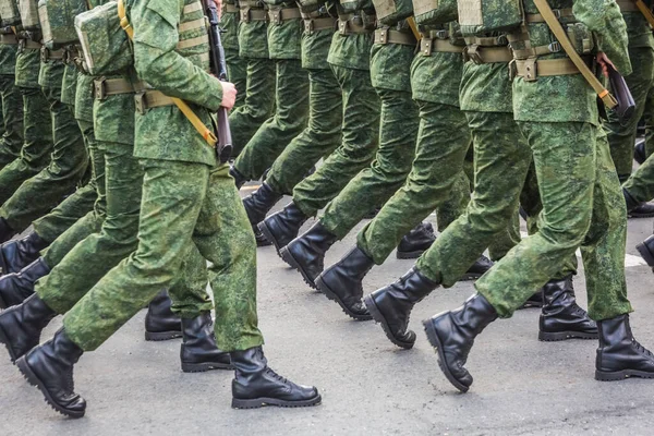 Militares Marchando Celebración Del Aniversario Victoria Gran Guerra Patria Desfile — Foto de Stock