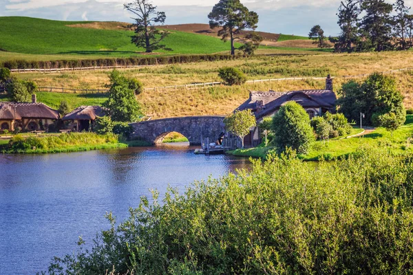 Hobbiton Landscape New Zealand Place Hobbits Live Holes — Stock Photo, Image