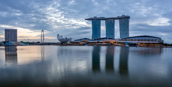 Marina Bay Sands Hotel Gardens Bay Artscience Museum Inglés Moderno — Foto de Stock