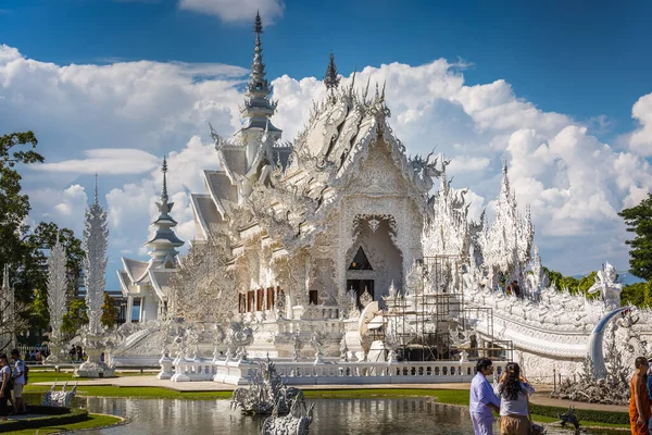 Hermoso Templo Blanco Adornado Situado Chiang Rai Norte Tailandia Wat — Foto de Stock