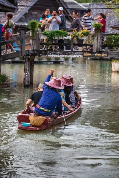 Famoso Mercado Flotante Pattaya Que Cuenta Con Botes Remos Tradicionales — Foto de Stock