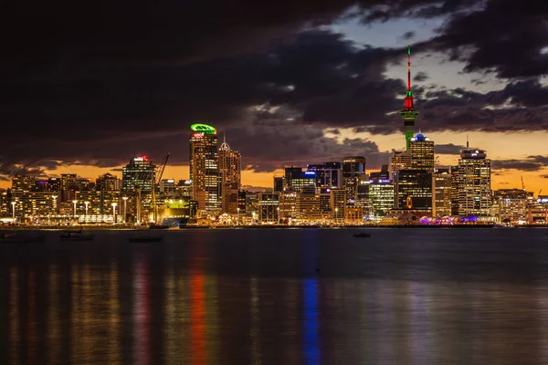 Auckland Město Panorama Při Západu Slunce Silné Bouři Centrem Města — Stock fotografie