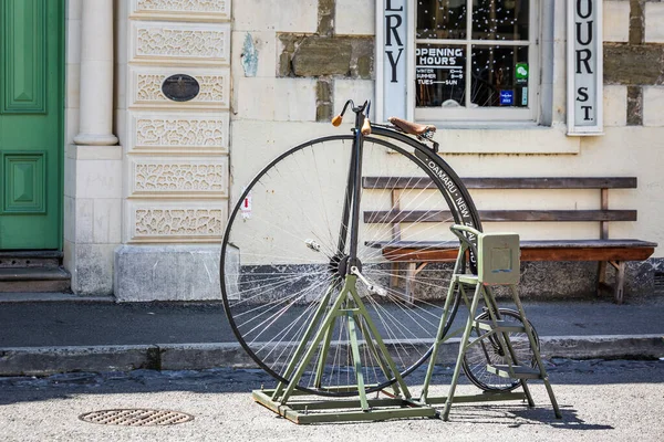 Old Bicycle Huge Wheel Local Market Oamaru New Zealand January — Stock Photo, Image