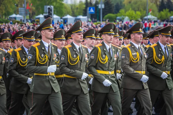 Военнослужащие Маршируют Праздновании Летия Победы Великой Отечественной Войне Парад Мая — стоковое фото