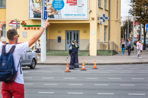 Protesters Police Peaceful Protests Stolen Presidential Elections Minsk Belarus — Stock Photo, Image