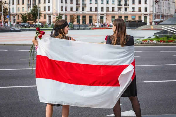 Народ Тримає Прапор Під Час Мирних Протестів Проти Викрадених Президентських — стокове фото