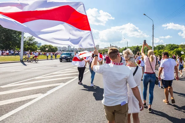 Щасливі Люди Під Час Найбільших Мирних Протестів Історії Білорусі Проти — стокове фото