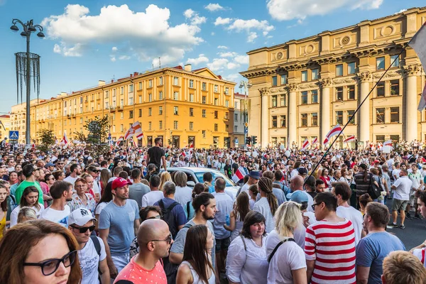 Щасливі Люди Під Час Найбільших Мирних Протестів Історії Білорусі Проти — стокове фото