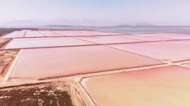 Vlore pembe tuz sahası Arnavutluk İHA 'sı