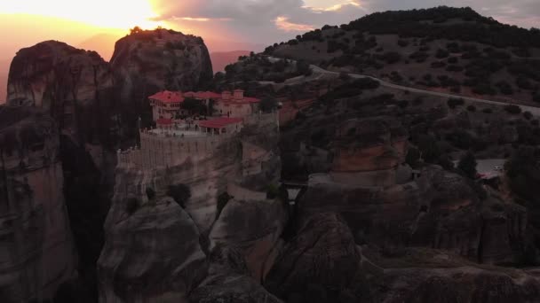 Monasterio Meteora Grecia vista aérea — Vídeo de stock