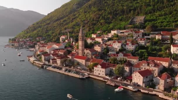 Perast stad antenn utsikt Montenegro — Stockvideo