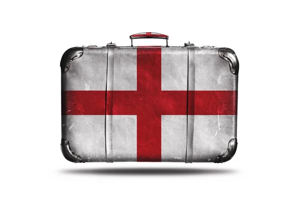Maleta de viaje de cuero vintage con bandera de Inglaterra aislada sobre fondo blanco —  Fotos de Stock
