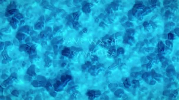 Surface Eau Bleue Turquoise Avec Vagues Éclaboussantes Texte Disant Sauver — Video