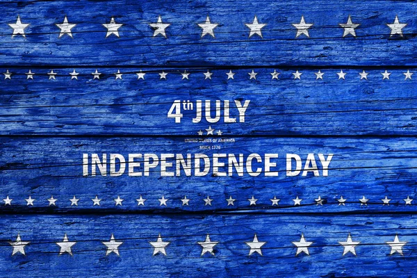 Függetlenség napja, július 4., nemzeti ünnep az Amerikai Egyesült Államokban. Háttér banner velünk színek és csillagok — Stock Fotó