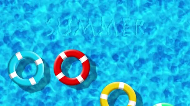 Mavi Yüzeyinde Yüzen Şişme Halkalar Ile Yüzme Havuzunda Yaz Tatili — Stok video