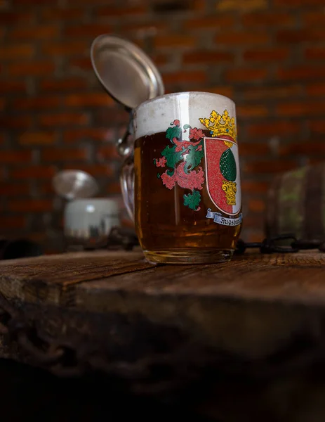 Παραδοσιακή Γερμανική Μπύρα Stein Ένα Ασημένιο Καπάκι — Φωτογραφία Αρχείου