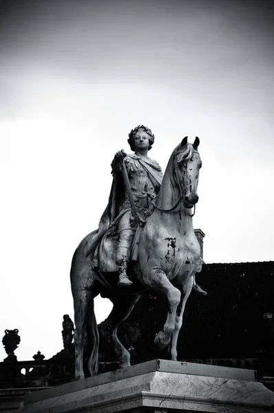 Copenhagen Dinamarca Estatua Ecuestre Bronce Del Rey Federico Plaza Amalienborg — Foto de Stock