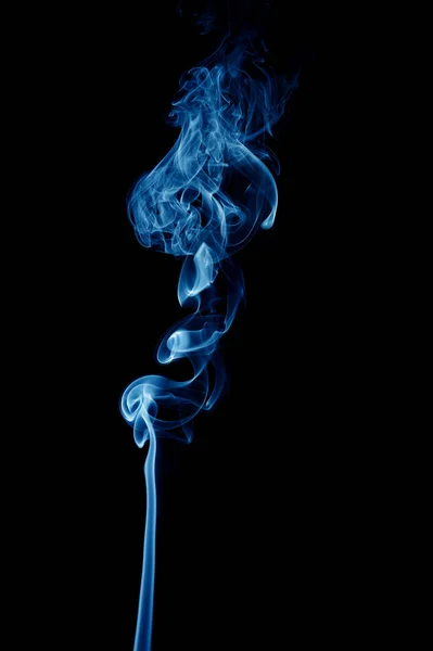 Fumo Blu Sfondo Nero — Foto Stock