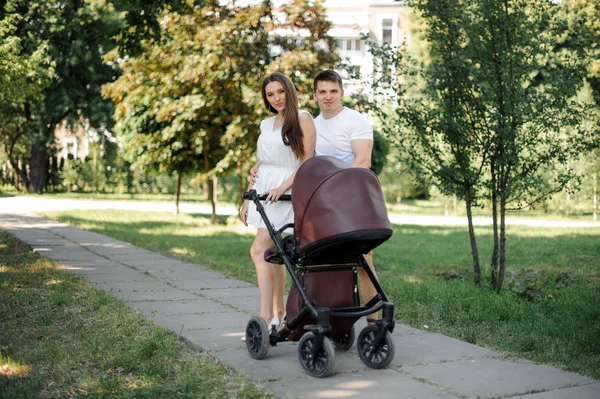 Happy Parents Little Daughter Babby Carriage Standing Public Park — Stock Photo, Image