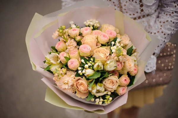 Girl White Shirt Holding Her Hands Beautiful Bouquet Champagne Color — Stock Photo, Image