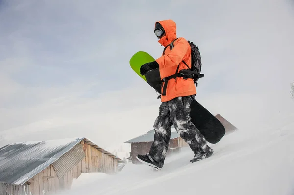 Man Walking Snowboard Hands Slope Mountain Popular Tourist Resort Goderzi — Stock Photo, Image