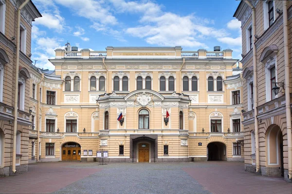 St. Petersburg, Rusya - 19 Temmuz 2020 Mahkeme Şapeli.