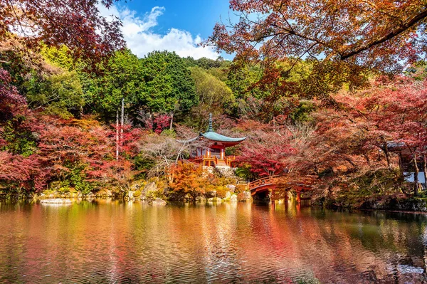 京都の醍醐寺 秋の季節を日本します — ストック写真