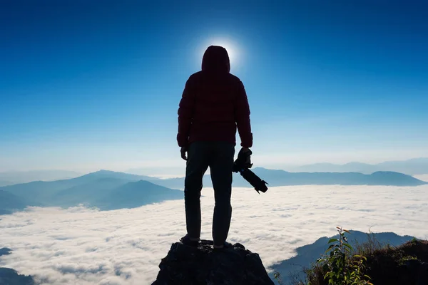 Silhouette Photographer Hand Holding Camera Standing Top Rock Nature Travel — Stock Photo, Image