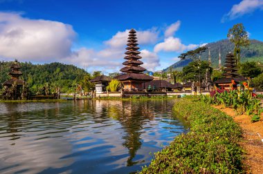 pura ulun danu bratan tapınağı Bali, Endonezya.