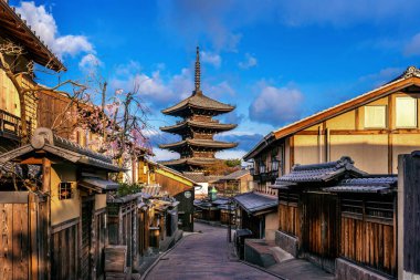 Yasaka Pagoda ve Sannen Zaka Street Kyoto, Japonya.