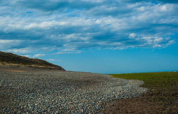 Totally Natural Landscape Coast Mountains Sand Stones Wet Rocks Ocean — Stock Photo, Image