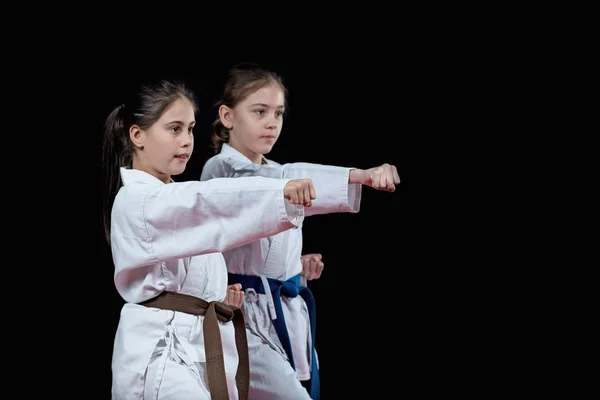 Kinder Trainieren Karate — Stockfoto