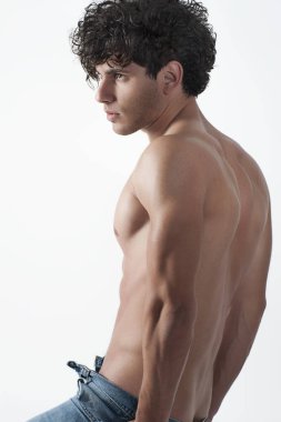 Yakışıklı genç adam portresi