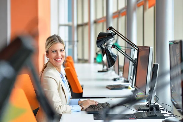 Successful Business Woman Man Working Office — Stock Photo, Image