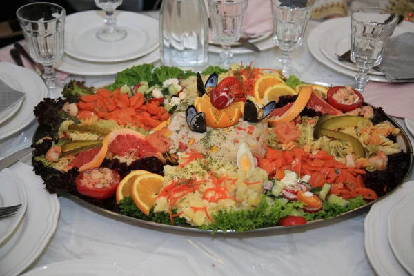 Ensalada Con Camarones Para Bodas Eventos Ensaladas Boda —  Fotos de Stock